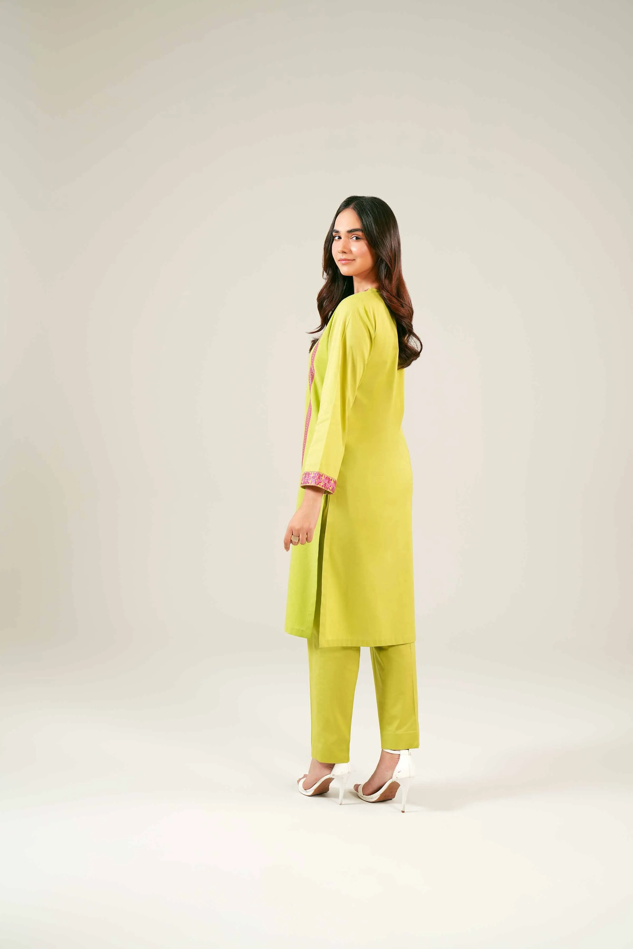 2 Piece - Embroidered Suit - PE24-138