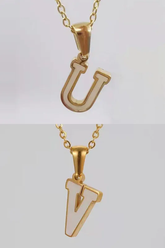 ALPHABET PENDANT FASHION NECKLACE