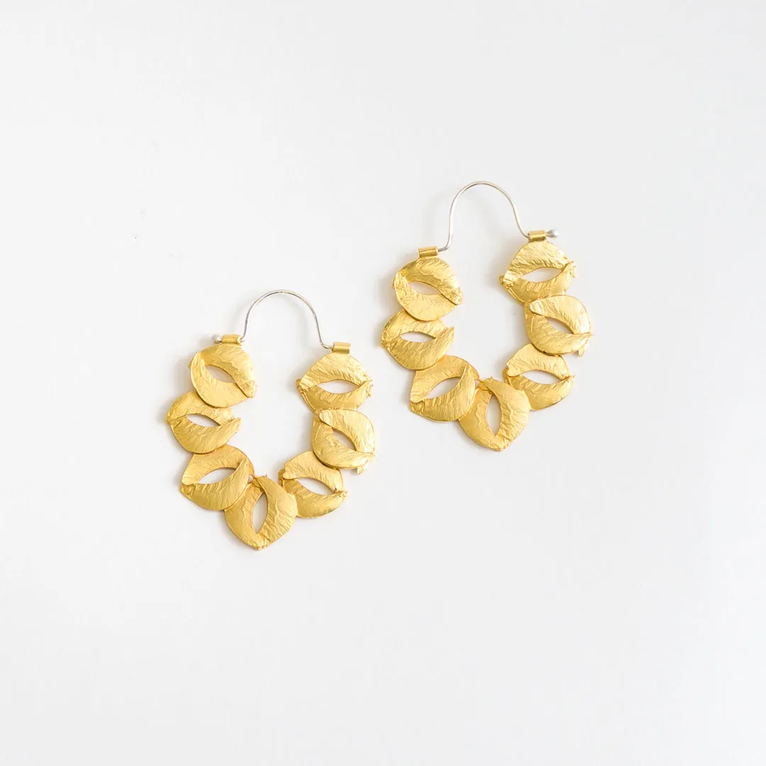 Lingua Nigra sculpture hoop earrings