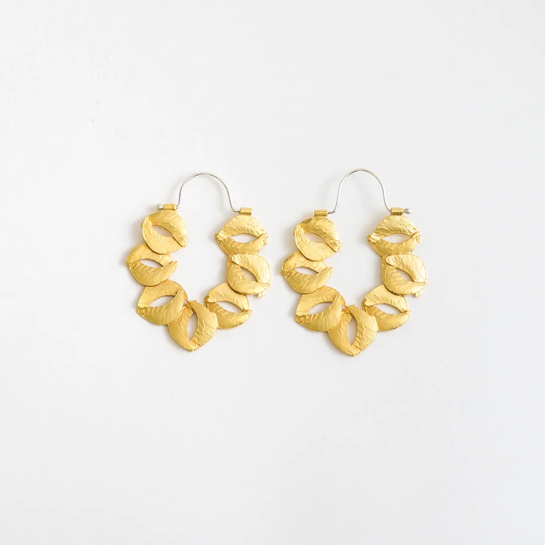 Lingua Nigra sculpture hoop earrings