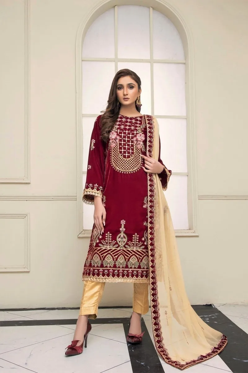 Mihrimah Embroidered Velvet 3 Piece Suit MIH40
